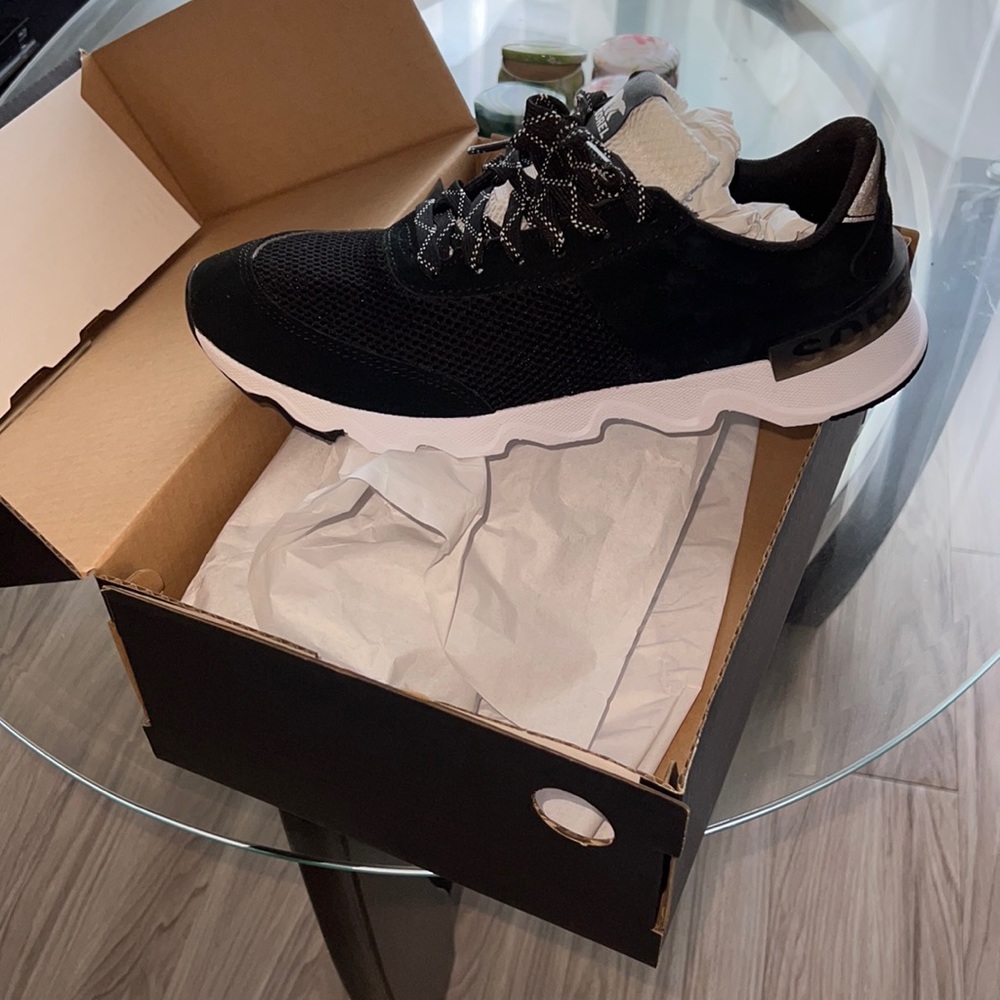 Brand New Sorel Sneaker